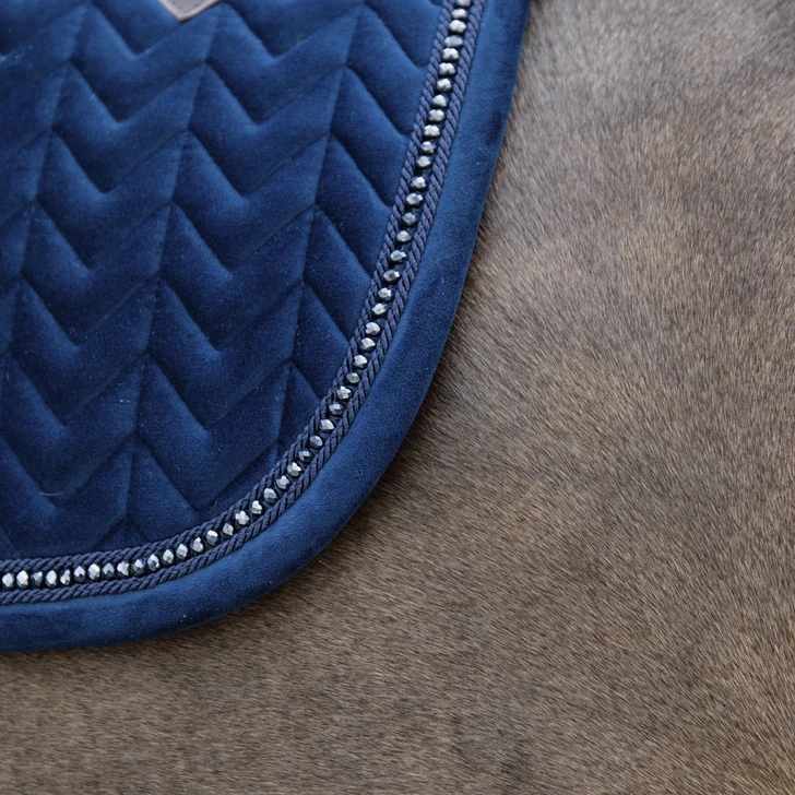 Kentucky Velvet Pearls Jump Saddle Pad Navy 3 Kentucky Velvet Pearls Jump Saddle Pad Navy - Image 3