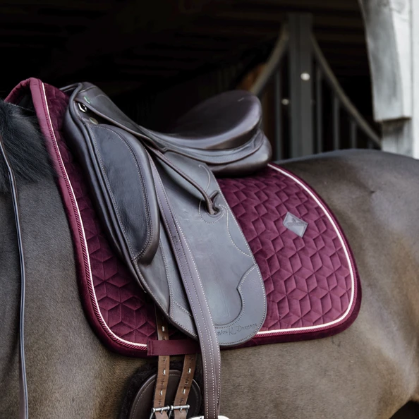 Kentucky Velvet Dressage Saddle Pad Bordeaux 3 Kentucky Velvet Dressage Saddle Pad Bordeaux - Image 3