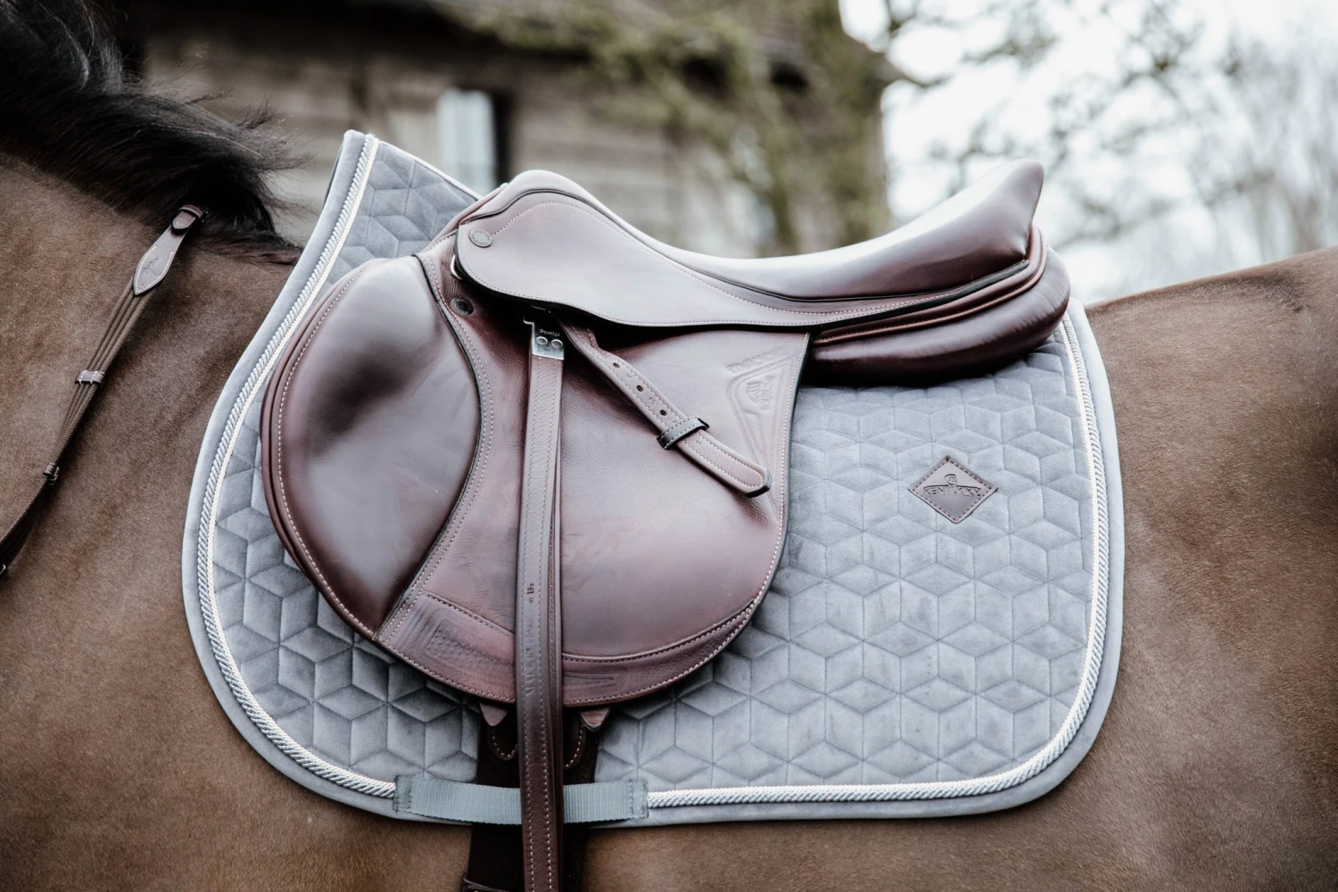 Kentucky Velvet Jump Saddle Pad Grey 2 Kentucky Velvet Jump Saddle Pad Grey - Image 2