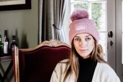 Kentucky Beanie Pompom Old Rose -Equestrian Supplies 6b32e0bdfe771cbf505e36e1fb185f24f0b1da1d606029518925c6450cceb37d