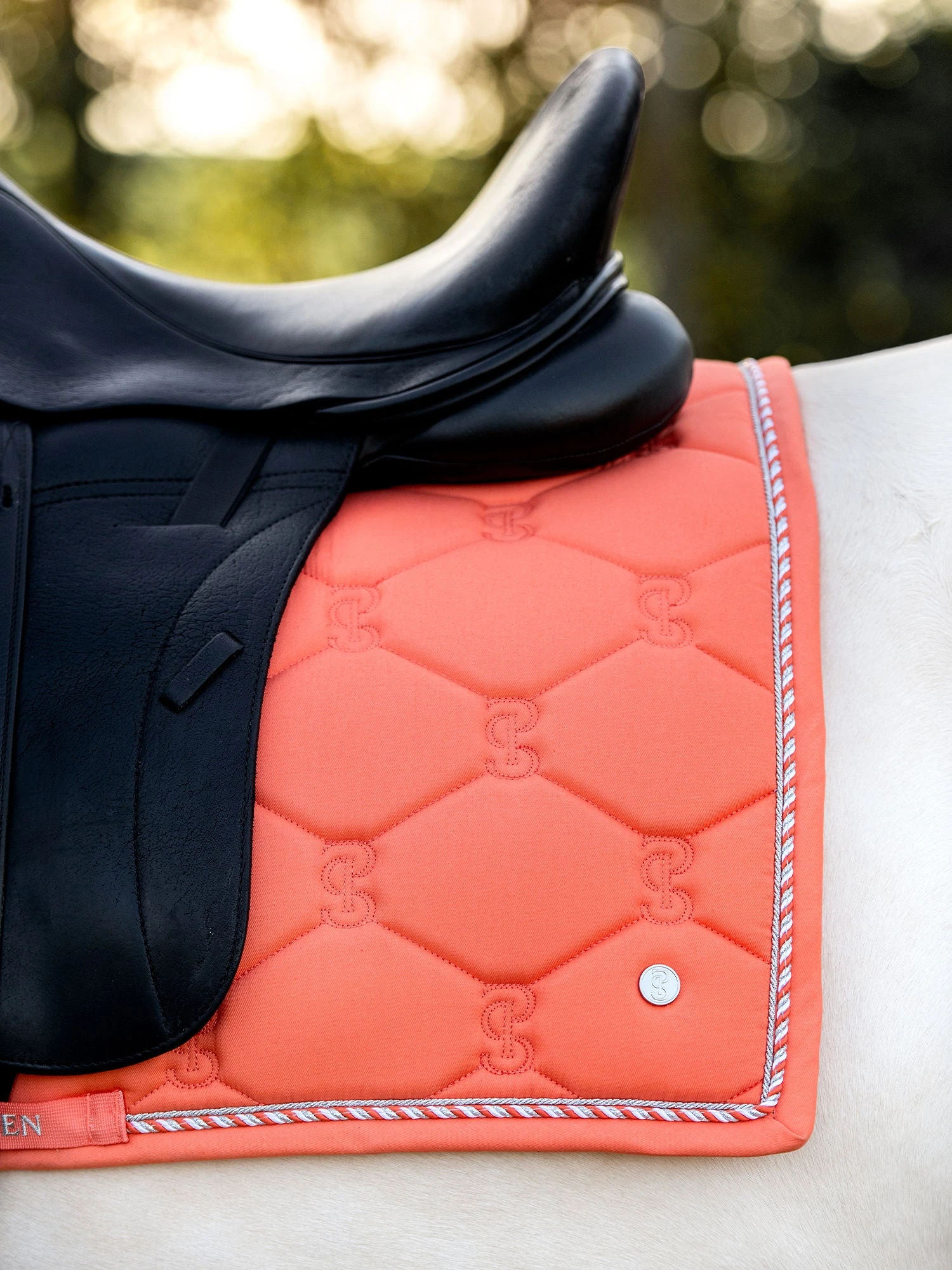PS Of Sweden Cotton Signature Dressage Saddle Pad Coral 4 PS Of Sweden Cotton Signature Dressage Saddle Pad Coral - Image 4