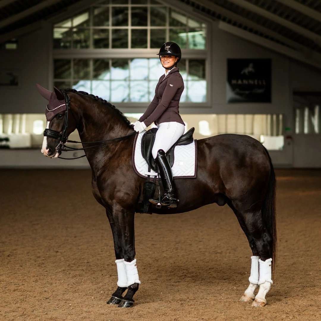 Equestrian Stockholm Modern Dressage Saddle Pad White Moonless Night 4 Equestrian Stockholm Modern Dressage Saddle Pad White Moonless Night - Image 4