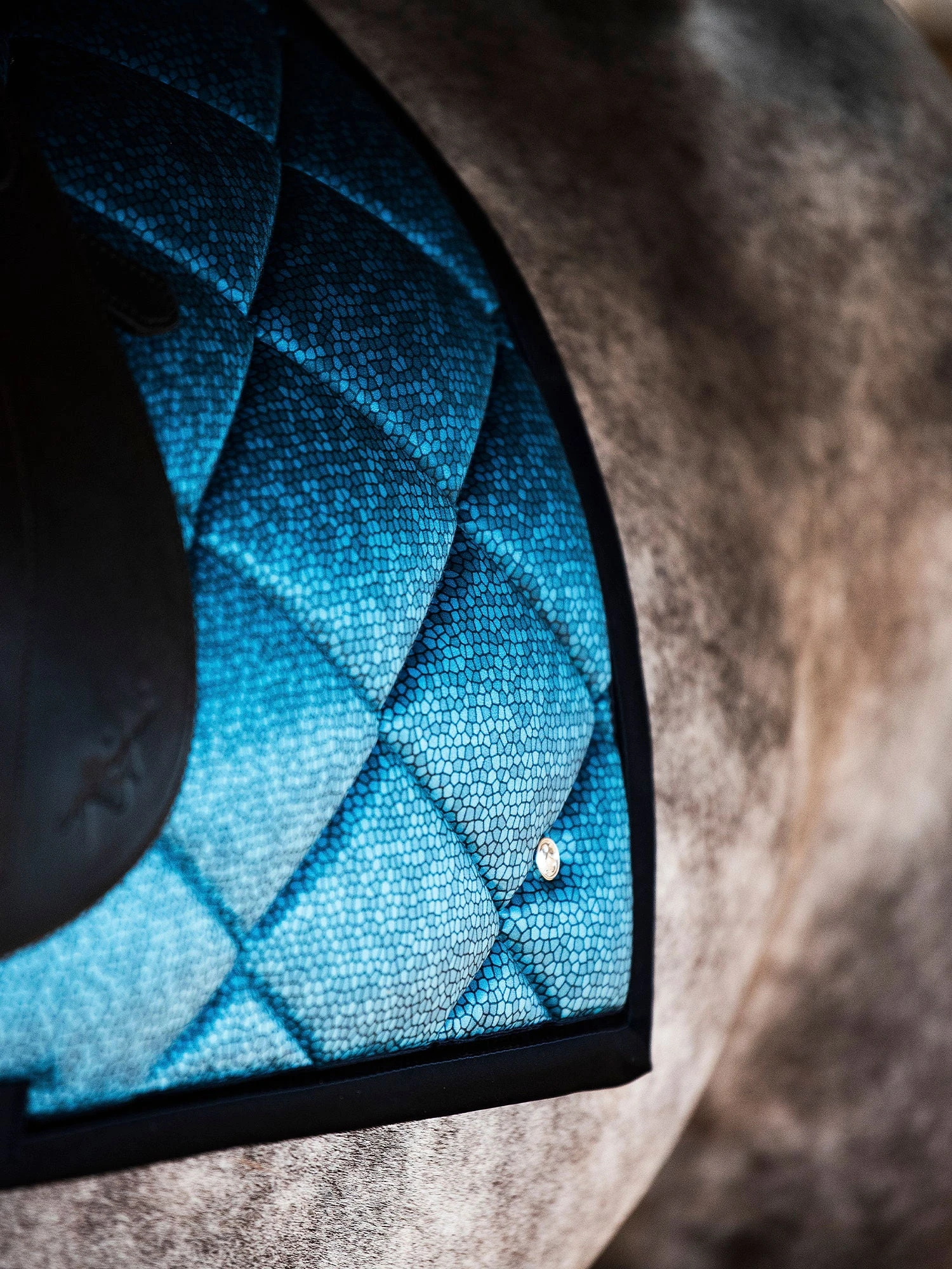 PS Of Sweden Ombré Dressage Saddle Pad Navy 3 PS Of Sweden Ombré Dressage Saddle Pad Navy - Image 3