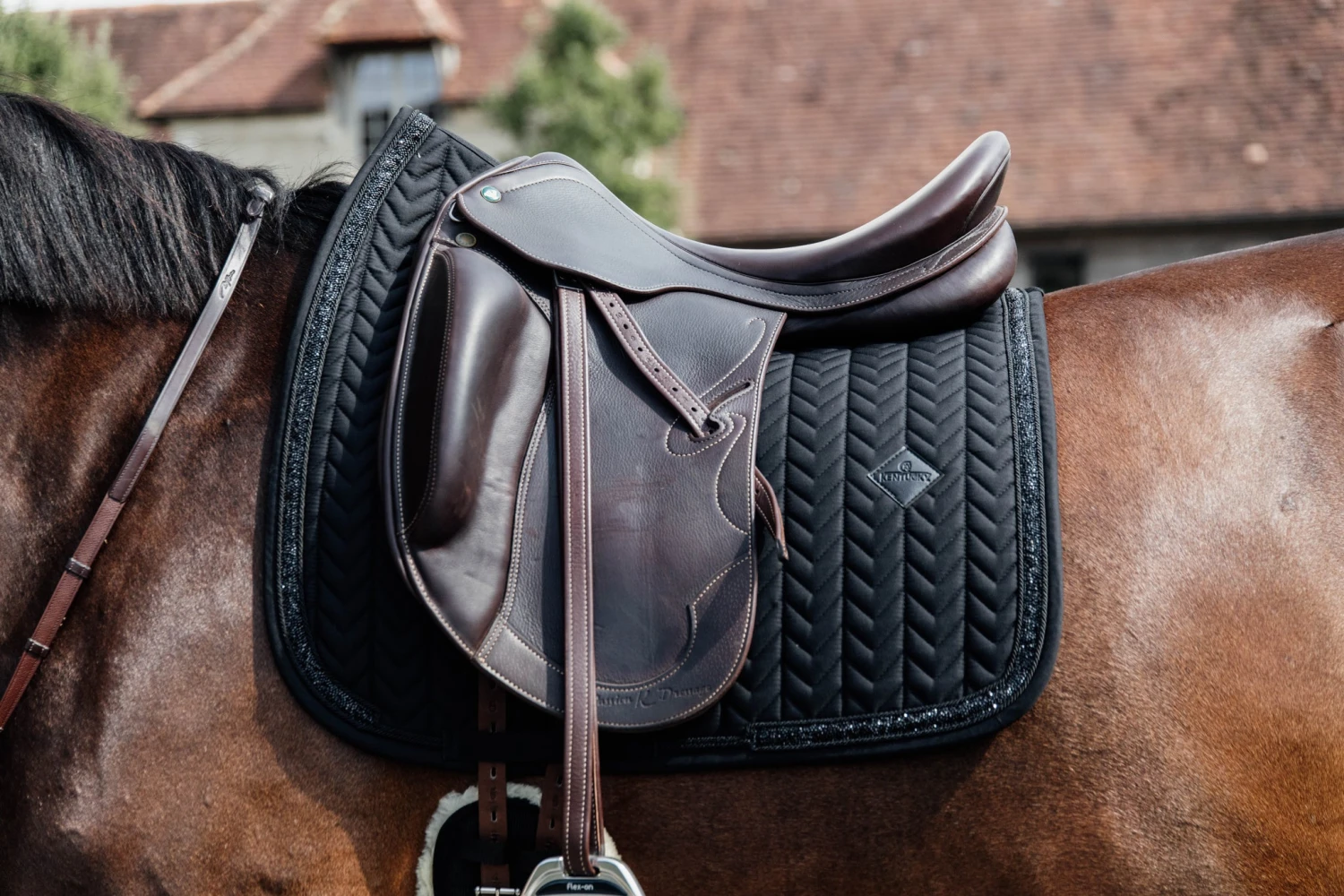 Kentucky Glitter Stone Dressage Saddle Pad Black 2 Kentucky Glitter Stone Dressage Saddle Pad Black - Image 2