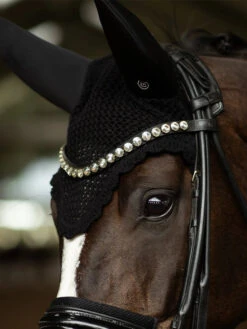 Equestrian Stockholm Padded Ear Bonnet Clean Black -Equestrian Supplies black ear bonnet huva fliegenhaube oornetje 1