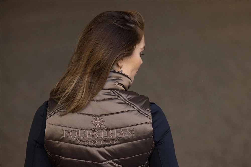 Equestrian Stockholm Vest Champagne 3 Equestrian Stockholm Vest Champagne - Image 3