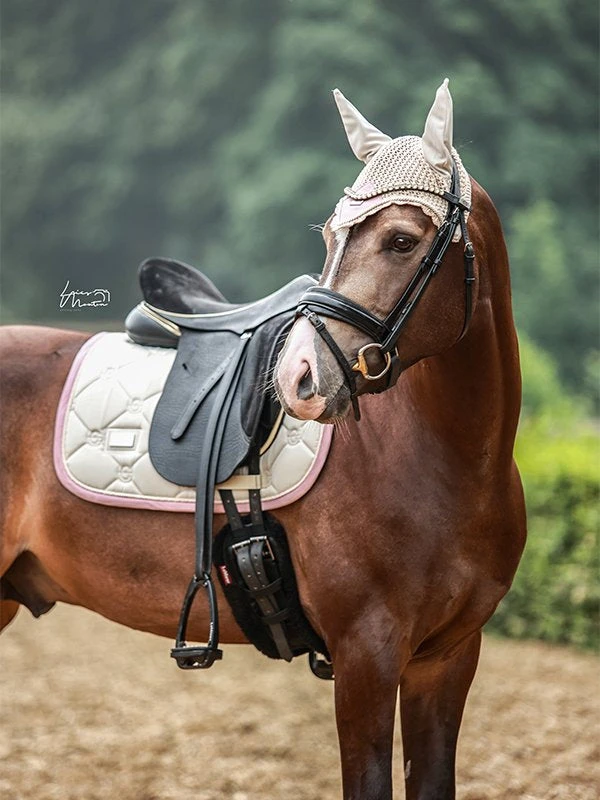 Equestrian Stockholm Dressage Saddle Pad Desert Rose 3 Equestrian Stockholm Dressage Saddle Pad Desert Rose - Image 3