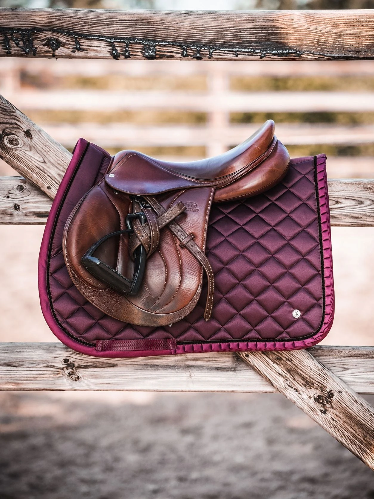 PS Of Sweden Diamond Ruffle Jump Saddle Pad Wine 2 PS Of Sweden Diamond Ruffle Jump Saddle Pad Wine - Image 2
