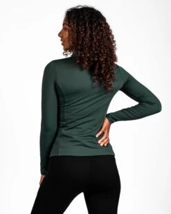 Fager Emma Long Sleeve Base Layer Green 9 Fager Emma Long Sleeve Base Layer Green -Equestrian Supplies emma green longDSC 5455 Redigera 1920x2400 1