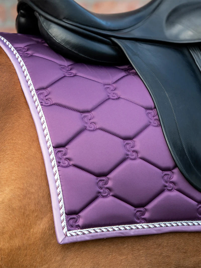 PS Of Sweden Signature Dressage Saddle Pad Hortensia 3 PS Of Sweden Signature Dressage Saddle Pad Hortensia - Image 3