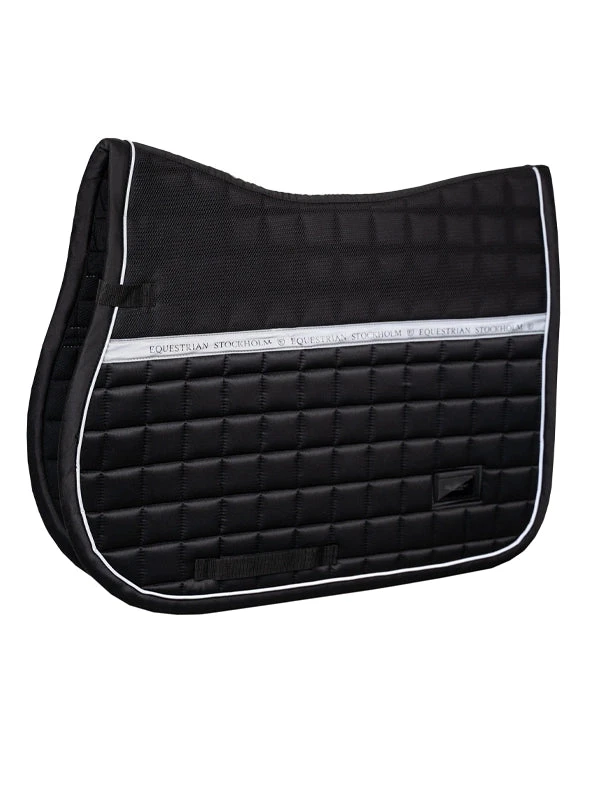Equestrian Stockholm Jump Saddle Pad Luminous Black 1 Equestrian Stockholm Jump Saddle Pad Luminous Black