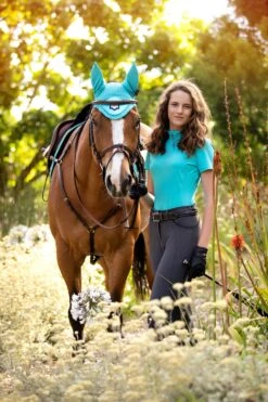 LeMieux Short Sleeve Base Layer Azure 5 LeMieux Short Sleeve Base Layer Azure -Equestrian Supplies tracyrobertson lemiuex2021 069